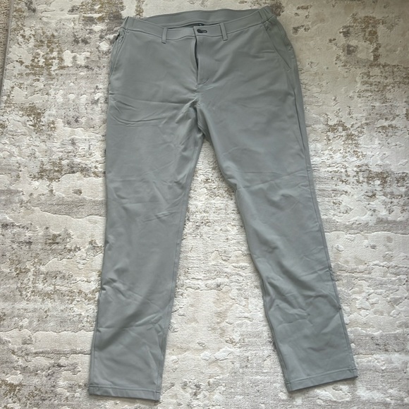 NWOT Public Rec All Day Everyday 5-Pocket Pant - Picture 3 of 8